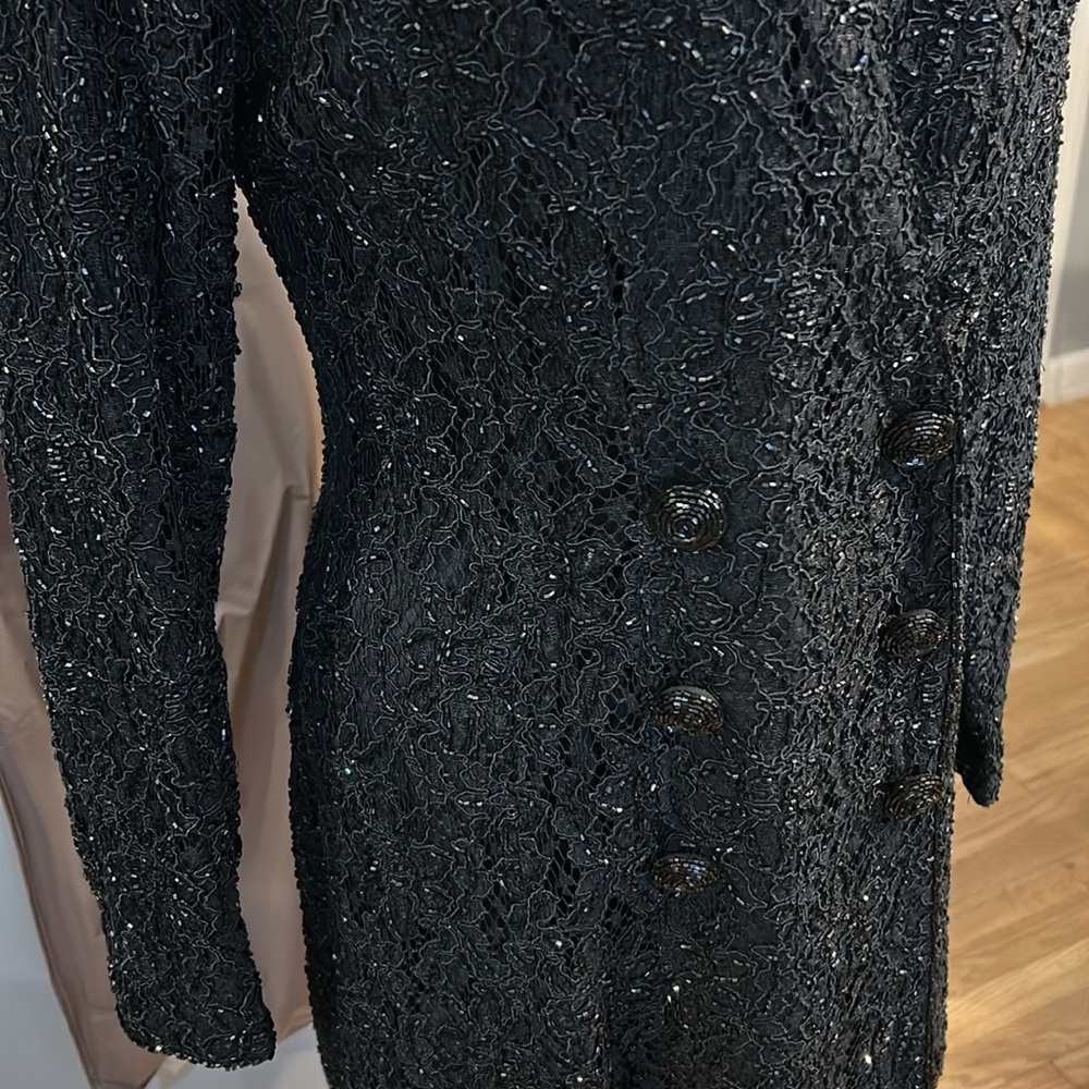 Carmen Marc Valvo for Henri Bendel gorgeous Black lace beaded evening jacket sz8 - Picture 3 of 16